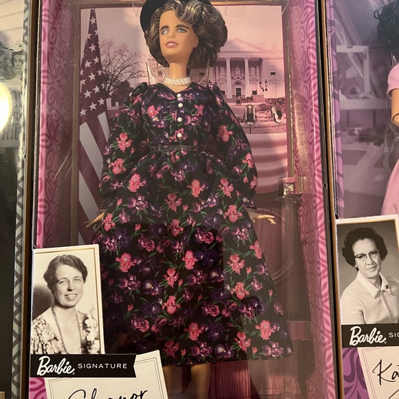 Eleanor Roosevelt Barbie - Picture 1 of 1